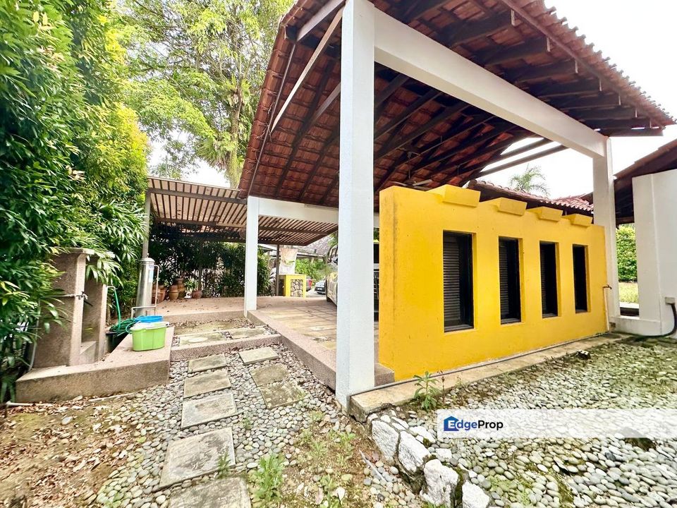 BUNGALOW BALI STYLE , BUKIT GITA BAYU, SERI KEMBANGAN FOR SALE, Selangor, Seri Kembangan