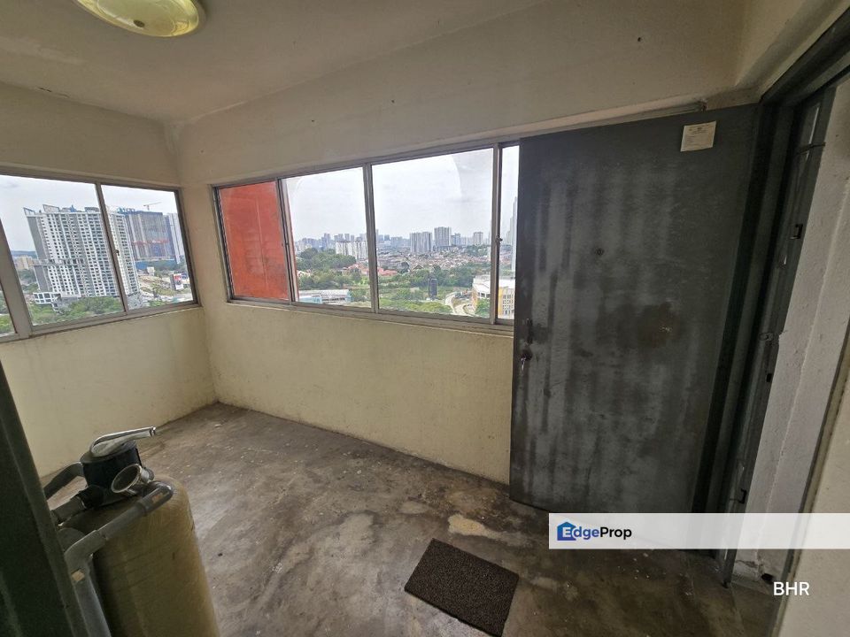 WINNER HEIGHTS CONDOMINIUM TAMAN DESA PETALING KUALA LUMPUR For Sale, Kuala Lumpur, Desa Petaling