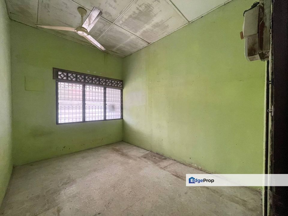 Single Storey Taman Maznah Klang For Sale Good value, Selangor, Klang