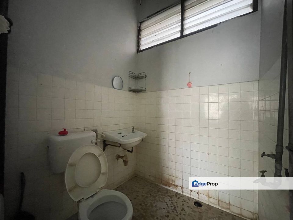 Single Storey Taman Maznah Klang For Sale Good value, Selangor, Klang