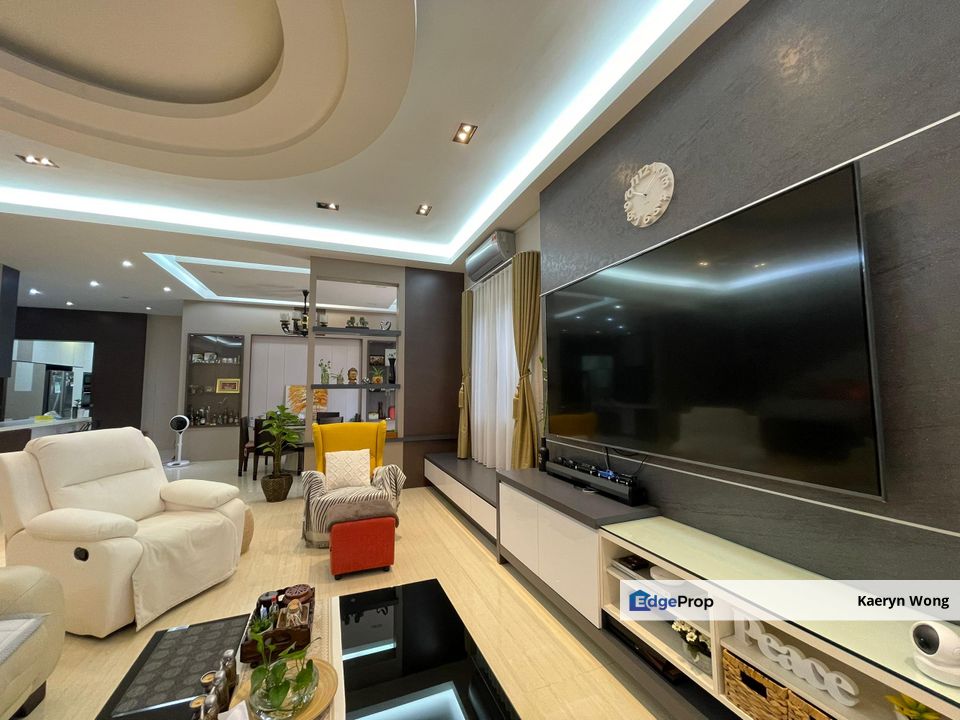 3 Storey Semi D Fully Reno Below Market, Selangor, Kajang