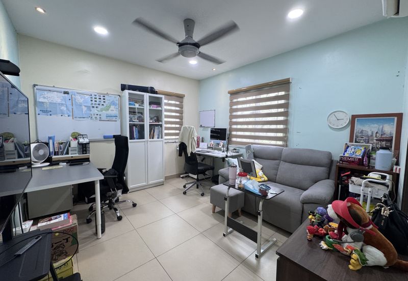 Bandar Tun Hussein Onn