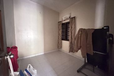 Bandar Tun Hussein Onn