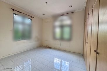 Bandar Tun Hussein Onn