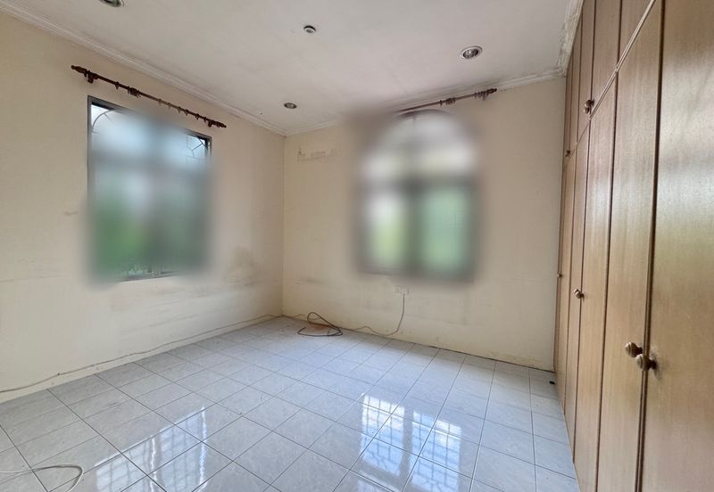 Bandar Tun Hussein Onn