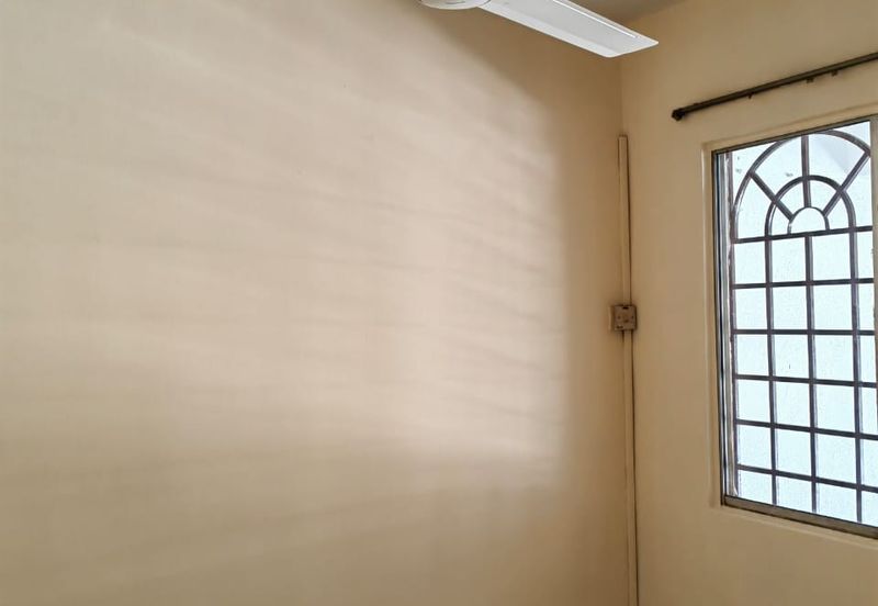 Taman Midah Townhouse