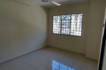 Taman Midah Townhouse