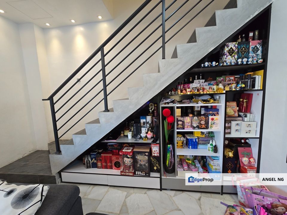 Cheap Limited Nice Reno Endlot 2 Sty Terrace in SL 7 , Sungai Long For Sale , Selangor, Bandar Sungai Long