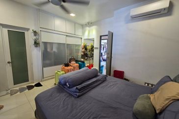 SL7, Bandar Sungai Long