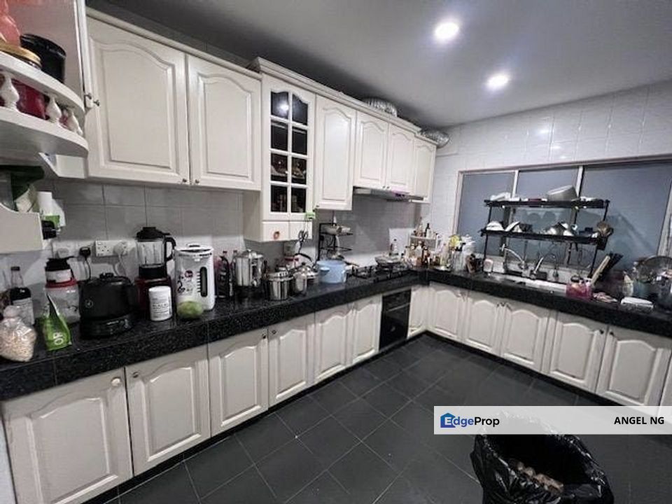 Cheap Limited Nice Reno Gated Endlot 2 Sty Terrace in Bandar Sungai Long For Sale , Selangor, Bandar Sungai Long