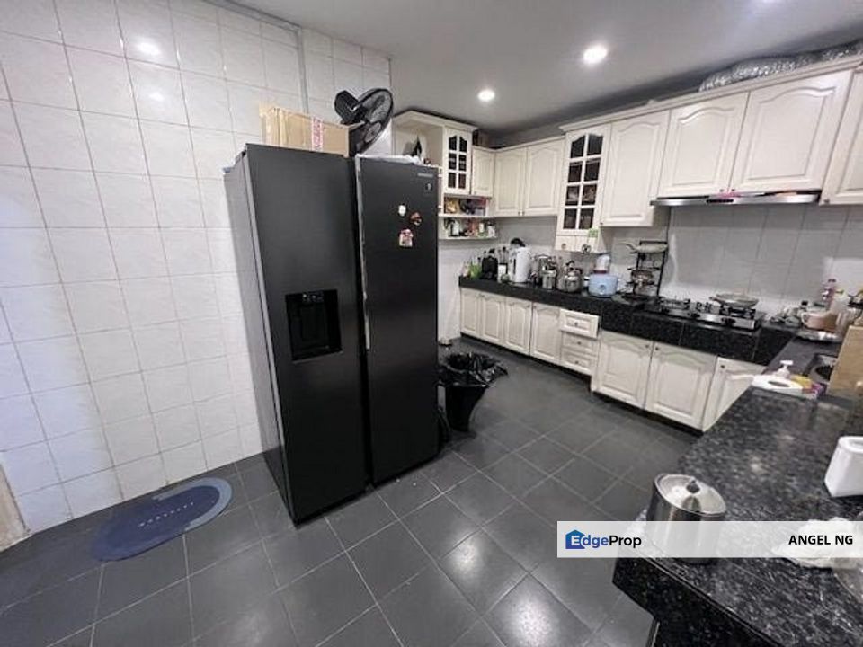 Cheap Limited Nice Reno Gated Endlot 2 Sty Terrace in Bandar Sungai Long For Sale , Selangor, Bandar Sungai Long