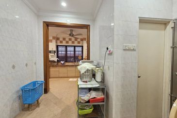 Bandar Tun Hussein Onn