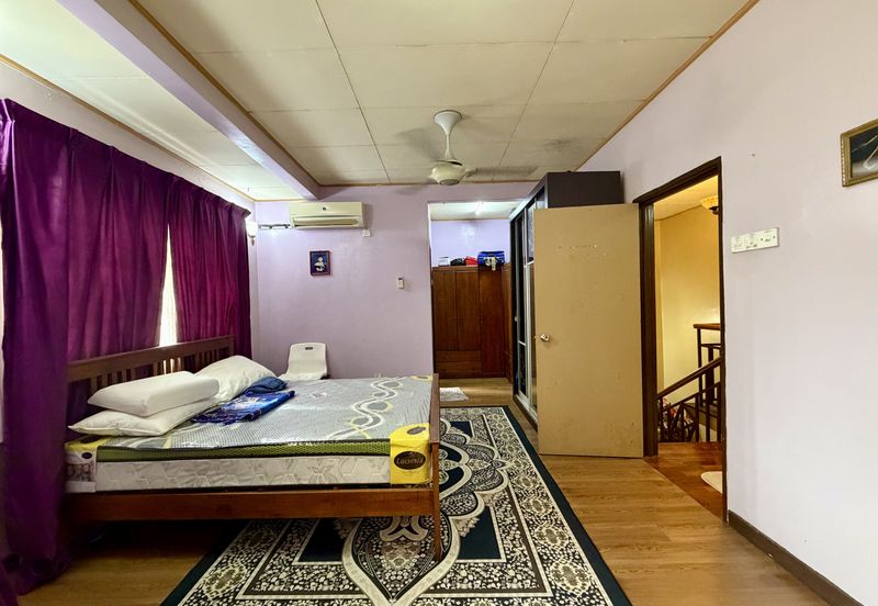 Bandar Tun Hussein Onn