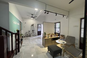 Persiaran Alam Damai 