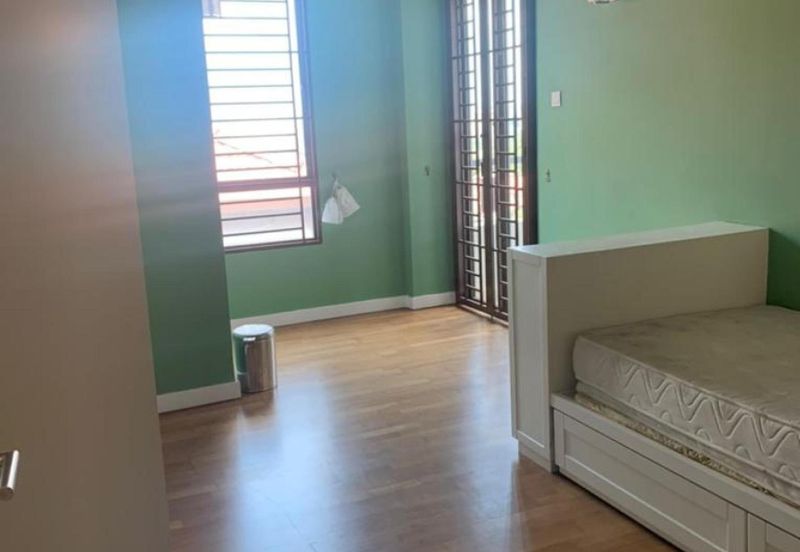 Ara Hill Condominium