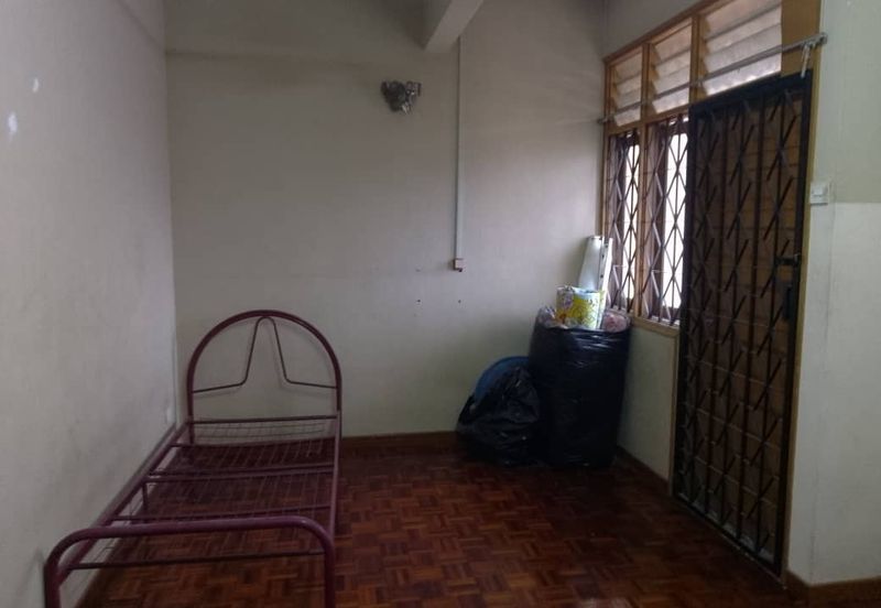 TAMAN RAPAT SETIA BARU