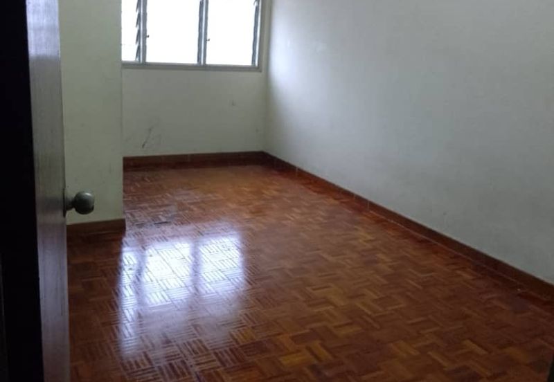 TAMAN RAPAT SETIA BARU