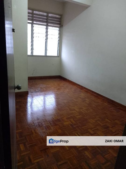 Taman Rapat Setia Baru Ipoh Double Storey Terrace House nearby Gunung Rapat, Perak, Kinta
