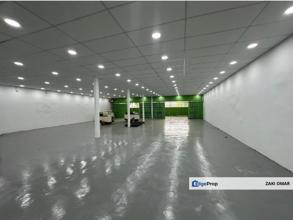 Bukit Kemuning Shah Alam Warehouse For Rent Facing Main Road With Ample Parking, Selangor, Shah Alam