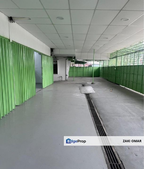 Bukit Kemuning Shah Alam Warehouse For Rent Facing Main Road With Ample Parking, Selangor, Shah Alam