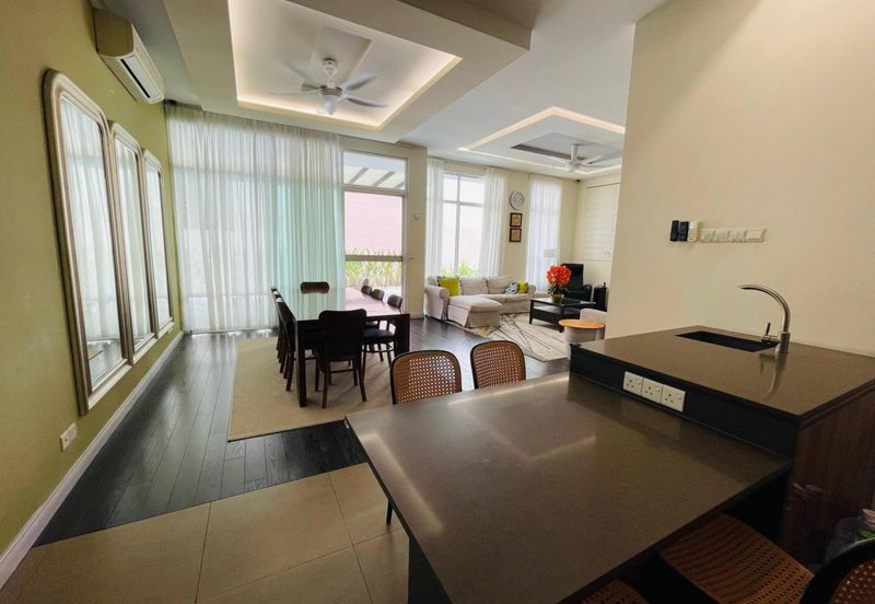 Jalan Pengaturcara U1/51 