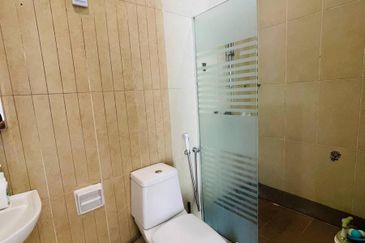 Jalan Pengaturcara U1/51 