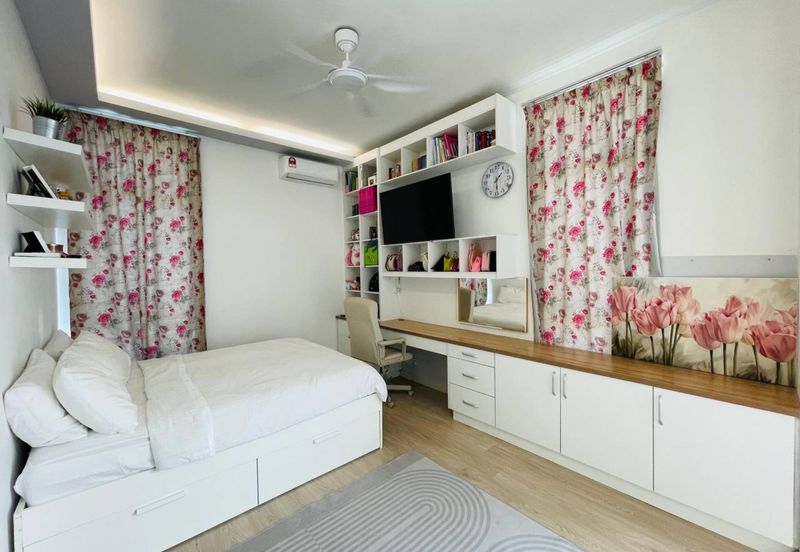 Jalan Pengaturcara U1/51 