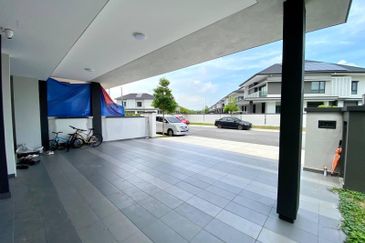 Freesia Residences @ Tropicana Aman