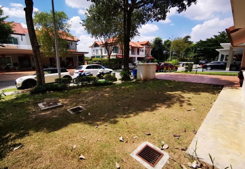 Duta Villa, Setia Alam