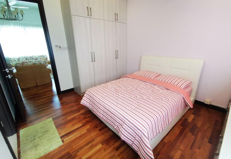 Duta Villa, Setia Alam