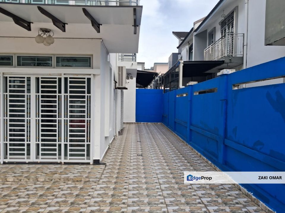 Taman Mutiara Rini — Cluster Bungalow For Sale International Lot
, Johor, Skudai