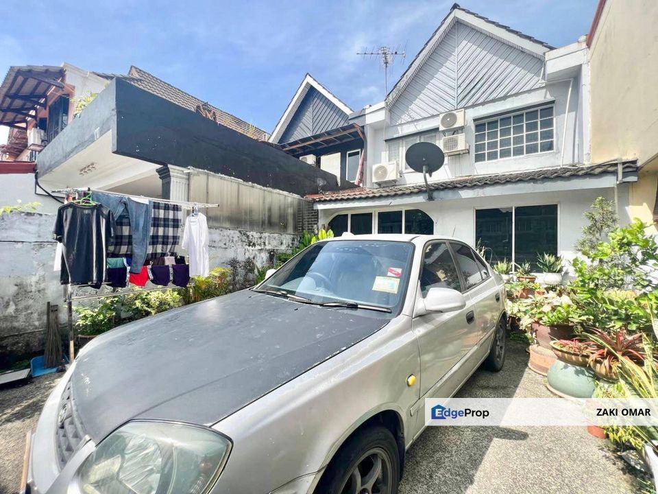 Seksyen 19 Shah Alam Double Storey Terrace House For Sale Renovated Fully Extended, Selangor, Shah Alam