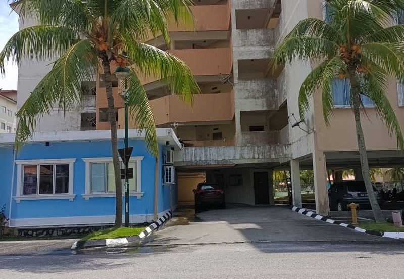 Primaland Resort (Tiara Beach Resort)