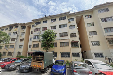 Pangsapuri Seri Pulai (Puchong)