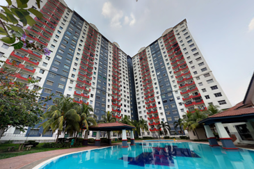 Vista Pinggiran, Taman Pinggiran Putra