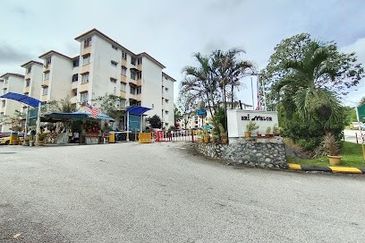 Sri Melor (Mulberry Court) Apartment, Ukay Perdana