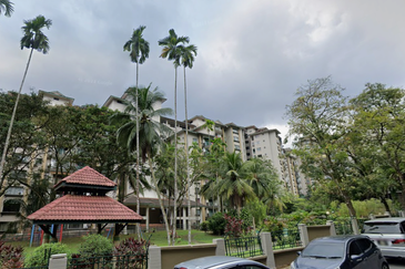 Emerald Hill, Taman Bukit Indah