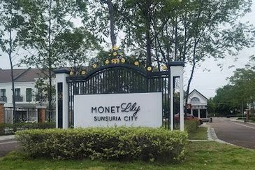 Monet Lily @ Sunsuria City