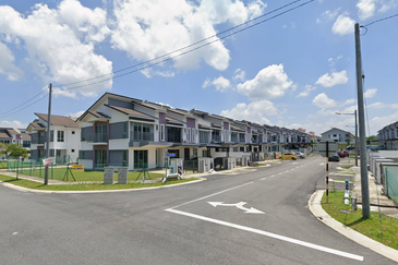 Kota Puteri, Batu Arang