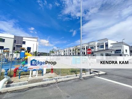 BANK LELONG No. 25, 28 Residence, Jalan Orkid 21, Taman Orkid, 43900, Sepang, Selangor, Selangor, Sepang