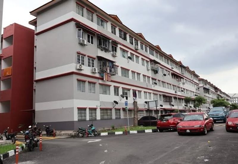 Rumah Pangsa Impian, Bandar Saujana Putra
