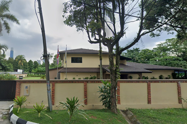 Jalan Lingkungan U Thant 