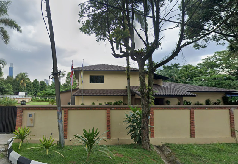 Jalan Lingkungan U Thant 