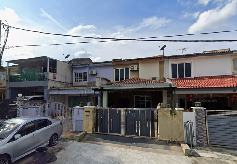 Taman Saujana Puchong