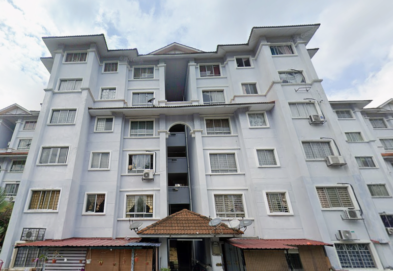 Residensi Warnasari 1