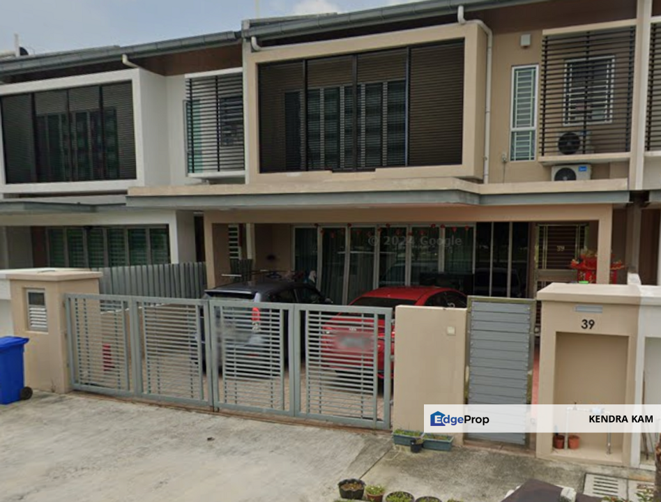 BANK LELONG No. 39, Jalan Frekuensi U16/126B, Elmina East, Seksyen U16, 40160, Shah Alam, Selangor, Selangor, Shah Alam