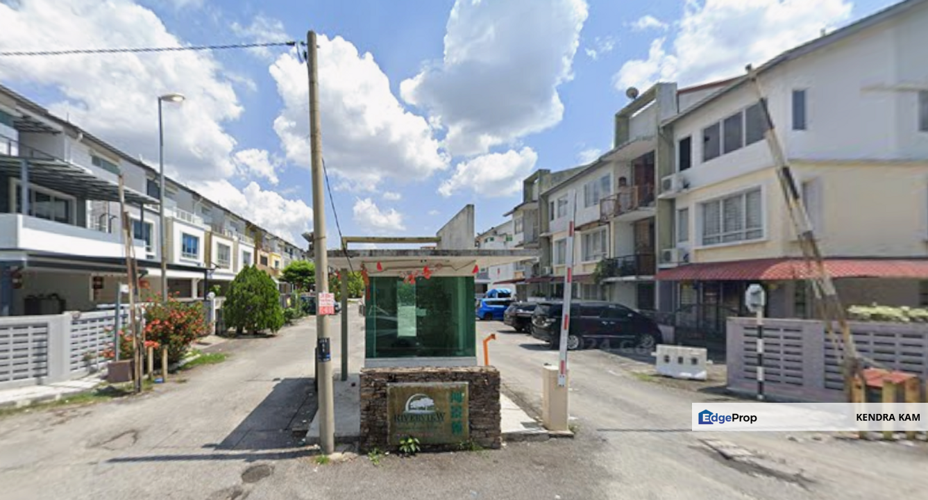 BANK LELONG No. 15, Jalan Sepakat Indah 7, Taman Sepakat Indah, Sungai Chua, 43000, Kajang, Selangor, Selangor, Kajang