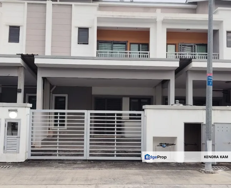 BANK LELONG No. 20, Jalan Sungai Merbau 32/84, Kemuning Greenville, 40460 Shah Alam, Selangor, Selangor, Shah Alam