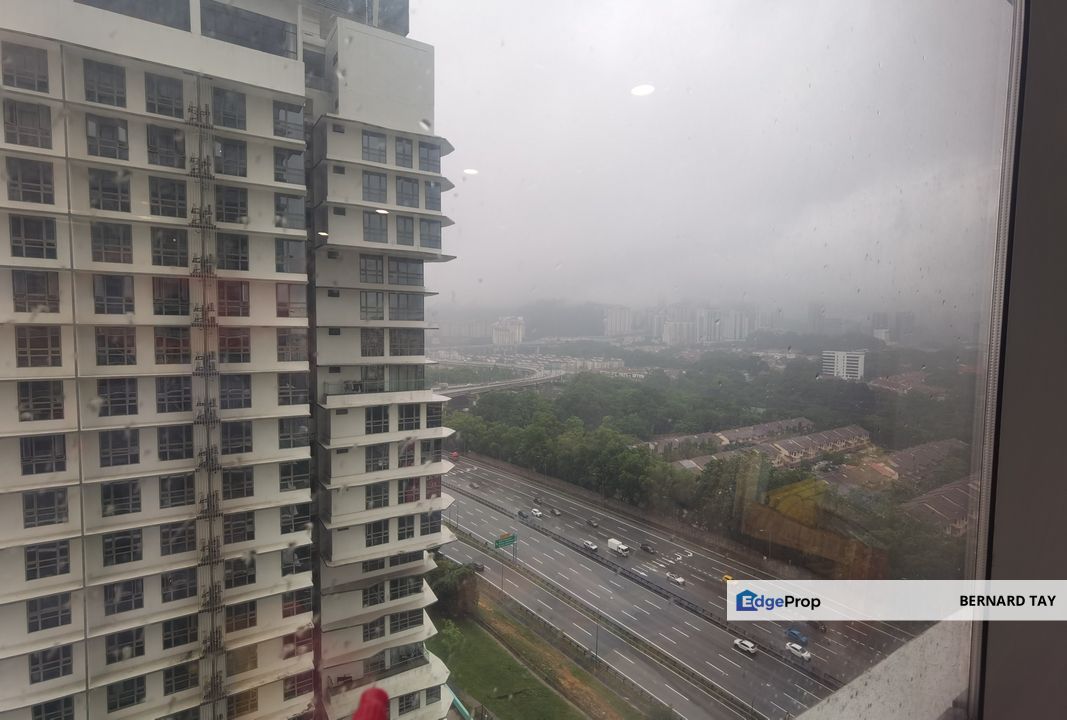Menara Mitraland, Kota Damansara, Petaling Jaya Office For Sale Partial Fitted Unit, Selangor, Petaling Jaya