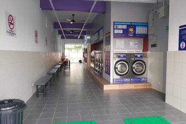 D Alpinia Business Park